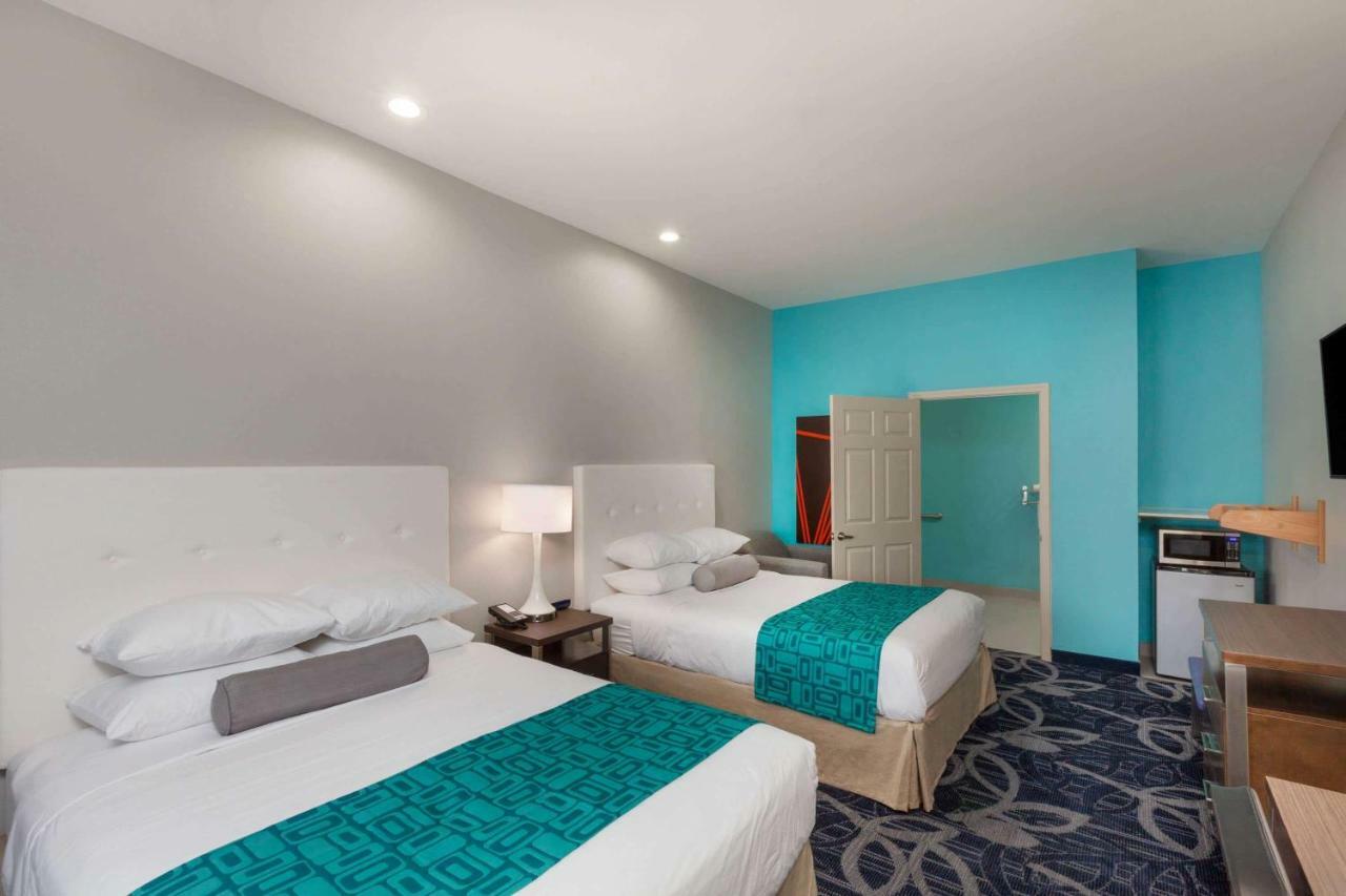 Americas Best Value Inn Houston Willowbrook Екстериор снимка